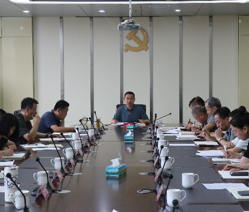 市林草局召开2026年第9次党组理论学习中心组学习（扩大）会